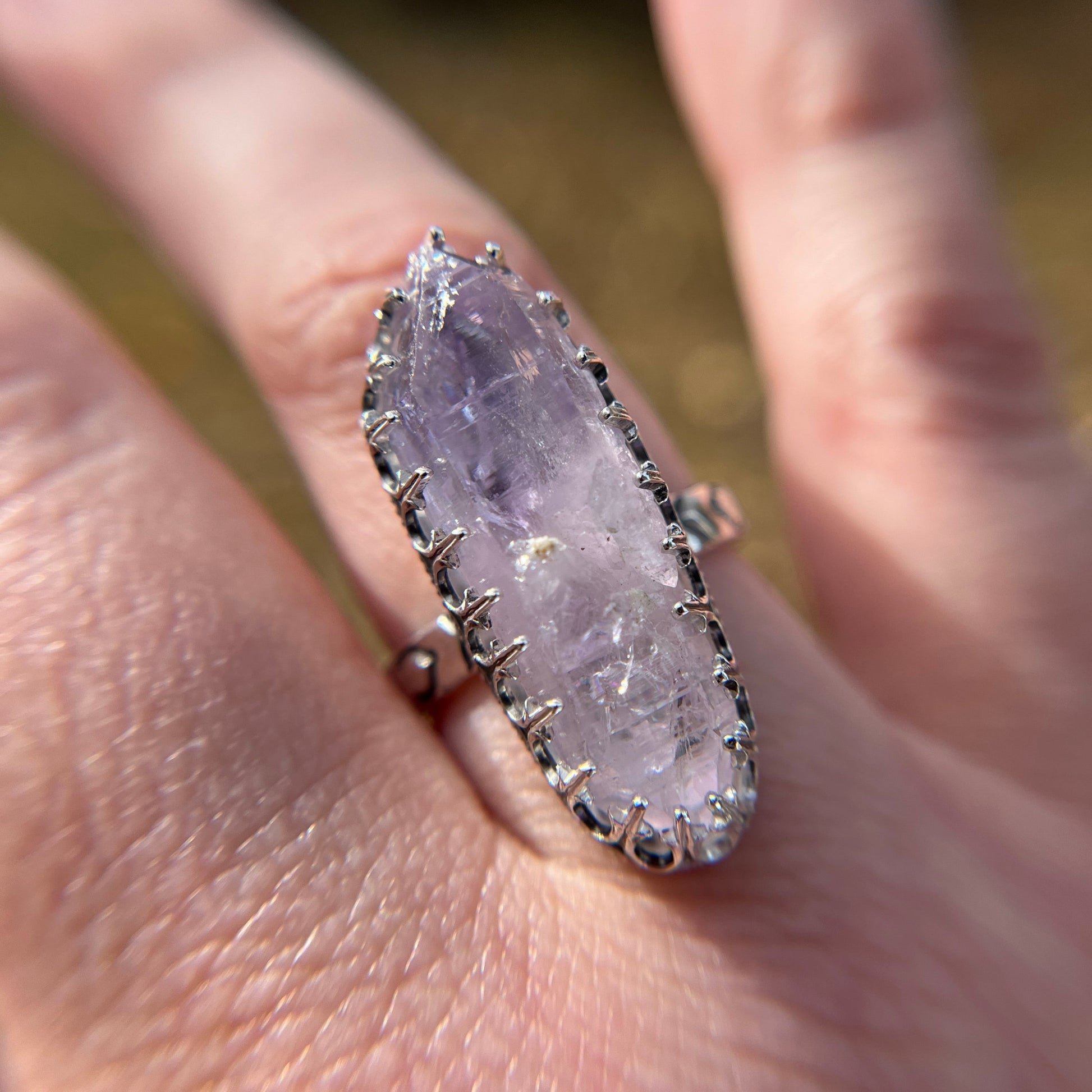 Amethyst crystal sterling silver rng